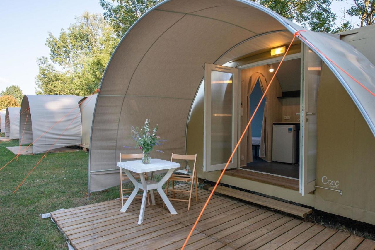 Camping Aux Rives Du Soleil Pont-de-Vaux Exterior photo